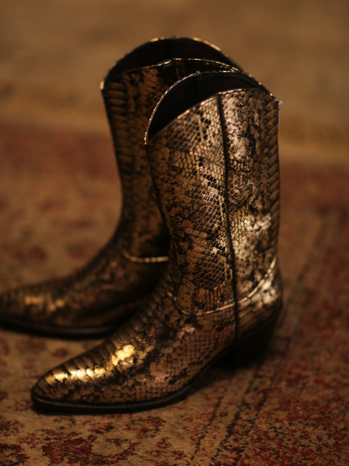 Metallic Snakeskin Print Round-Toe Back Full-Zip Simple Cowgirl Boots