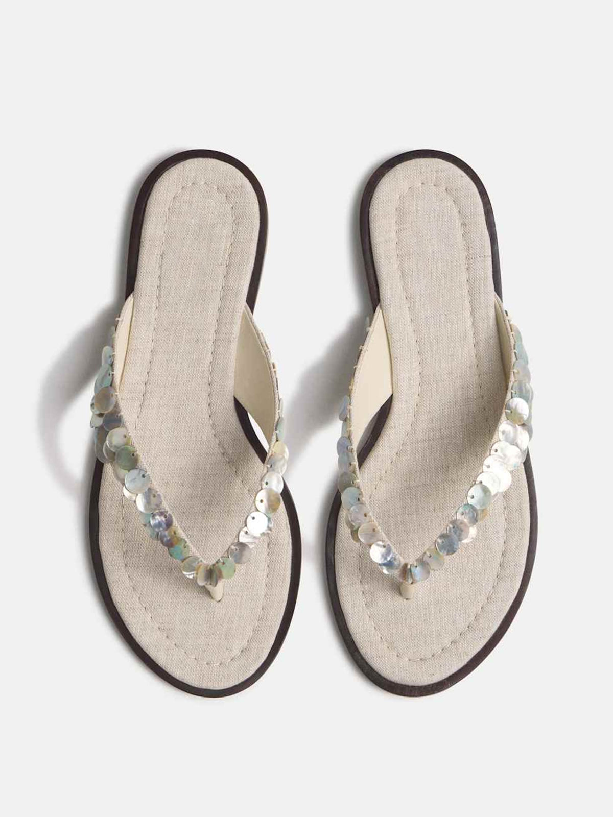 Silver Canvas Round-Toe Flip-Flop Slip-On Flats Sandals