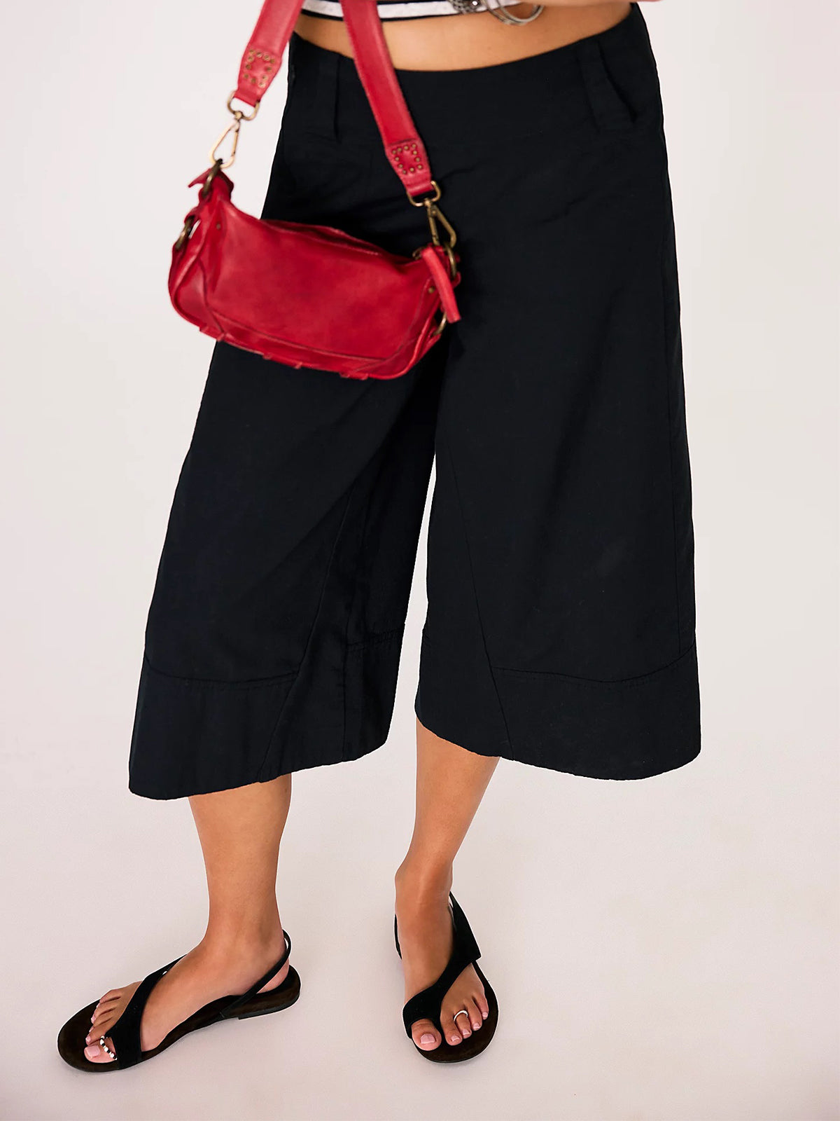 Black Faux Suede Round-Toe Toe-Loop Design Slingback Flats