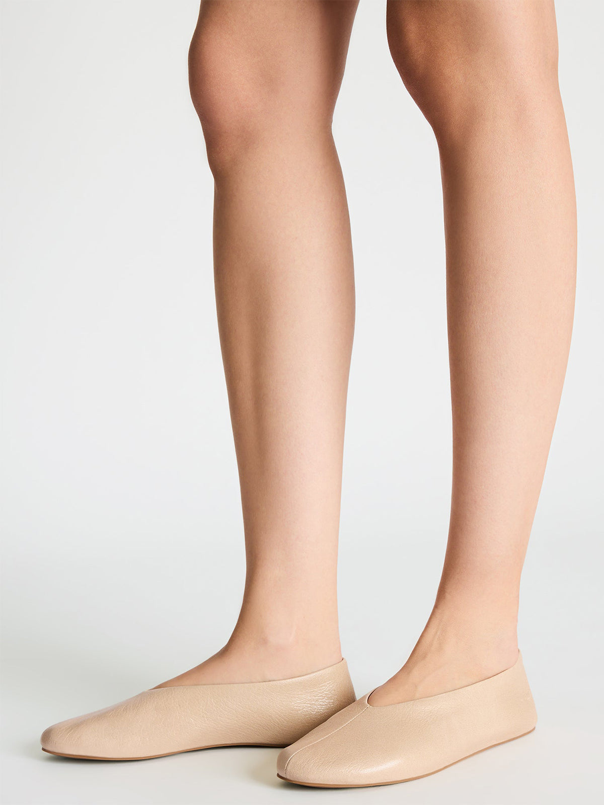 Simple Round-Toe Slip-On Ballet Flats - Nude