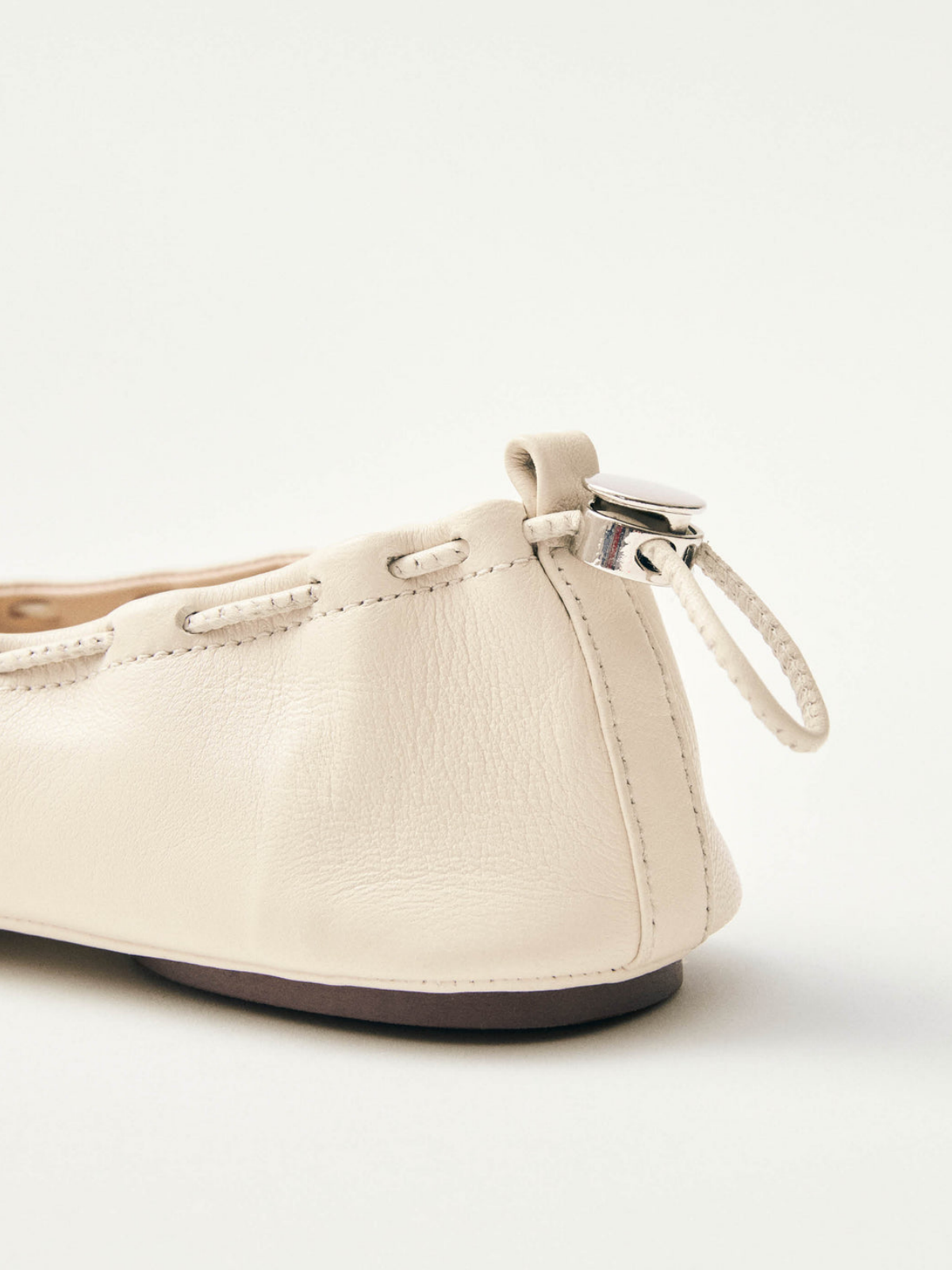 Drawstring Round-Toe Ballet Flats In Cream Vegan Leather