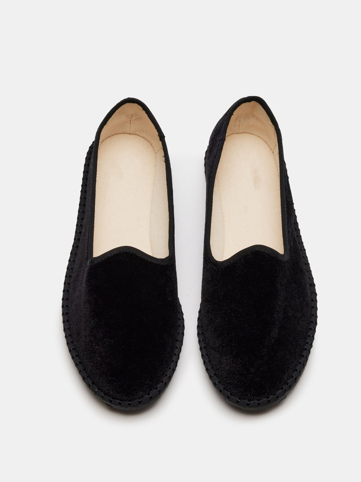 Velvet Round-Toe Slip-On Soft Loafer Flats - Black