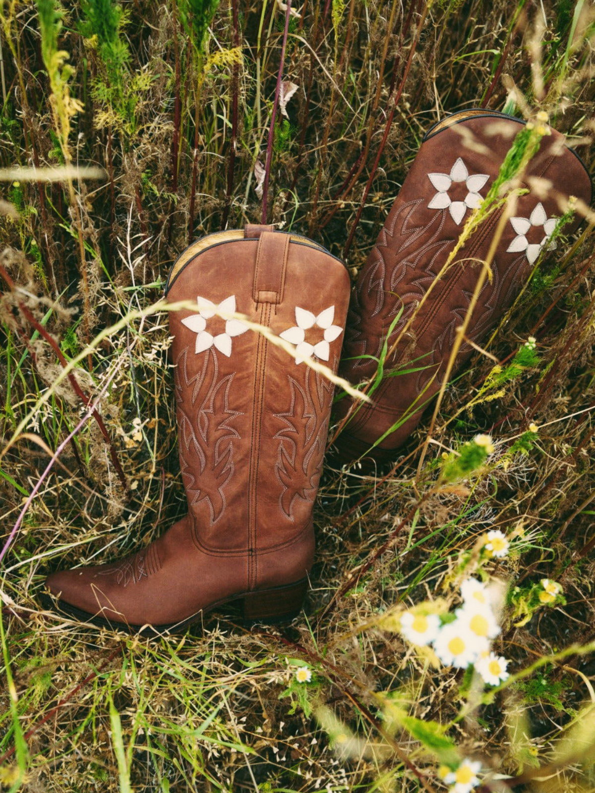 Brown Pointed-Toe Wide Mid Calf Western Cowgirl Boots With White Flower Inlay