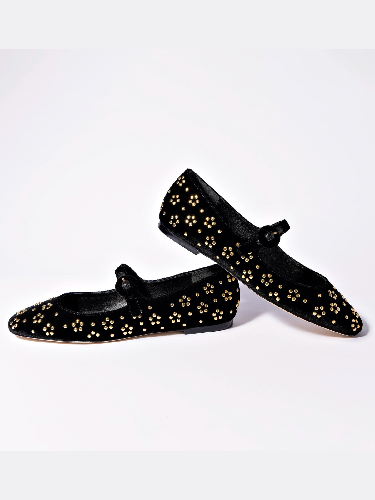 Black Velvet Round-Toe Bridge Starp Ballet Flats With Gold Studs