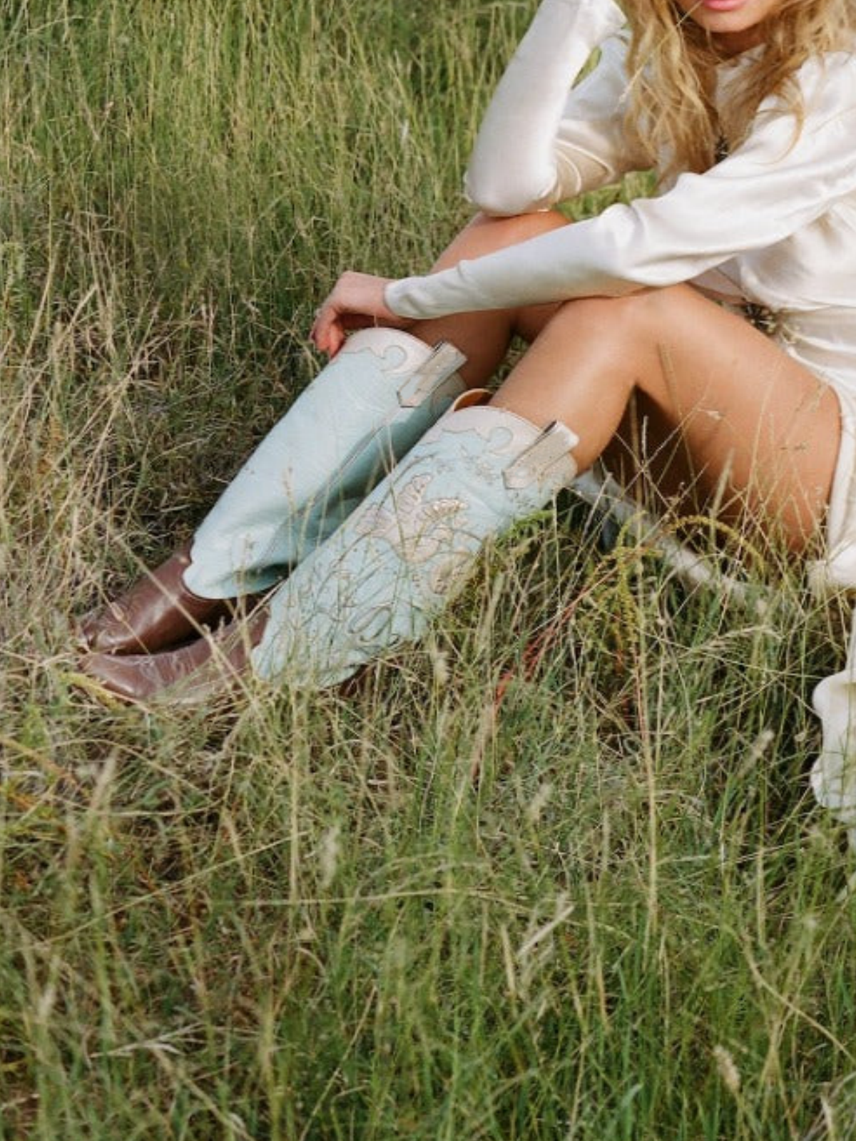 Contrast Tri-Color Round-Toe Peace Dove Inlay And Metallic Applique Wide Mid Calf Cowgirl Boots