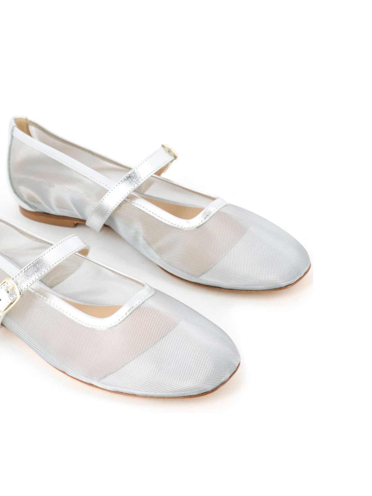 Metallic Round-Toe Ballet Flats Mary Janes with Adjustable Strap in Silver Mesh