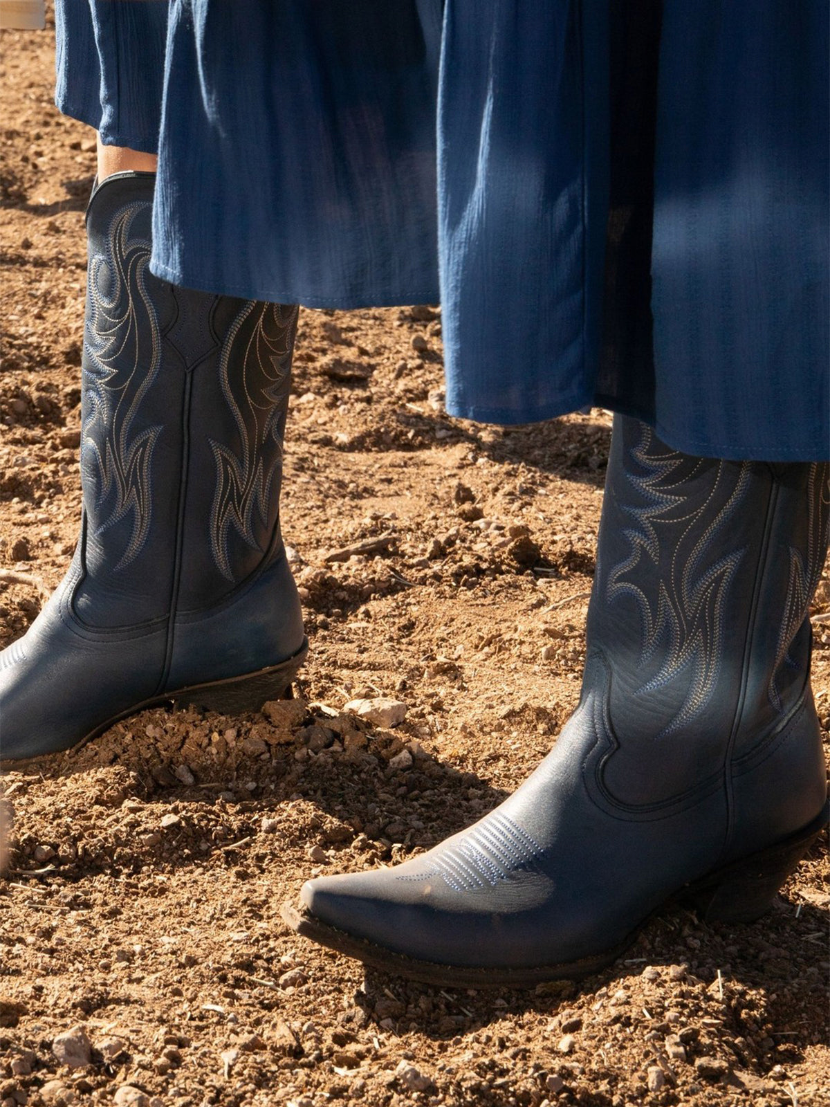 Blue Snip-Toe Embroidery Mid Calf Western Boots For Women