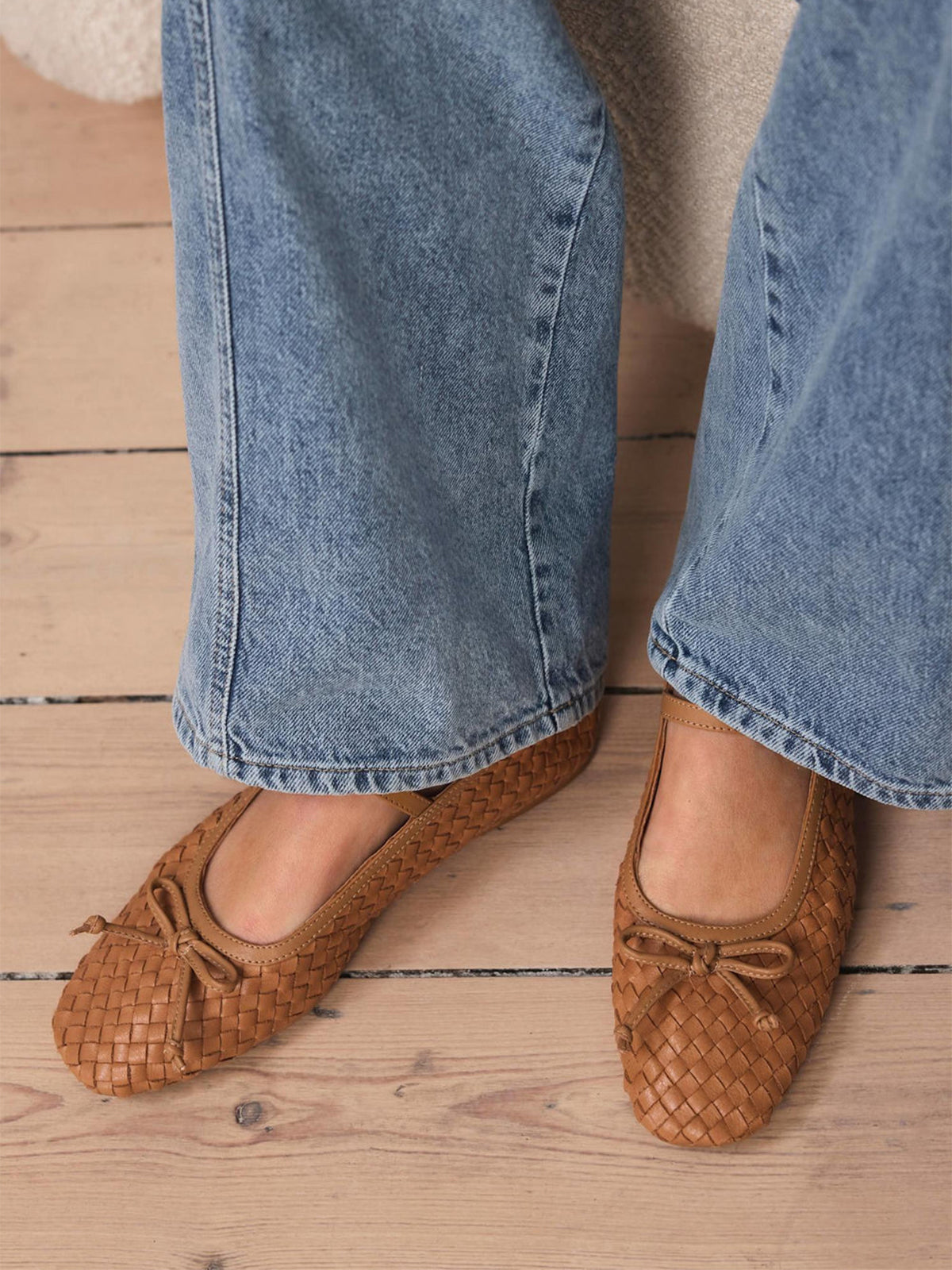 Brown Woven Vegan Leather Square-Toe Front Bow And Mary Jane Flats