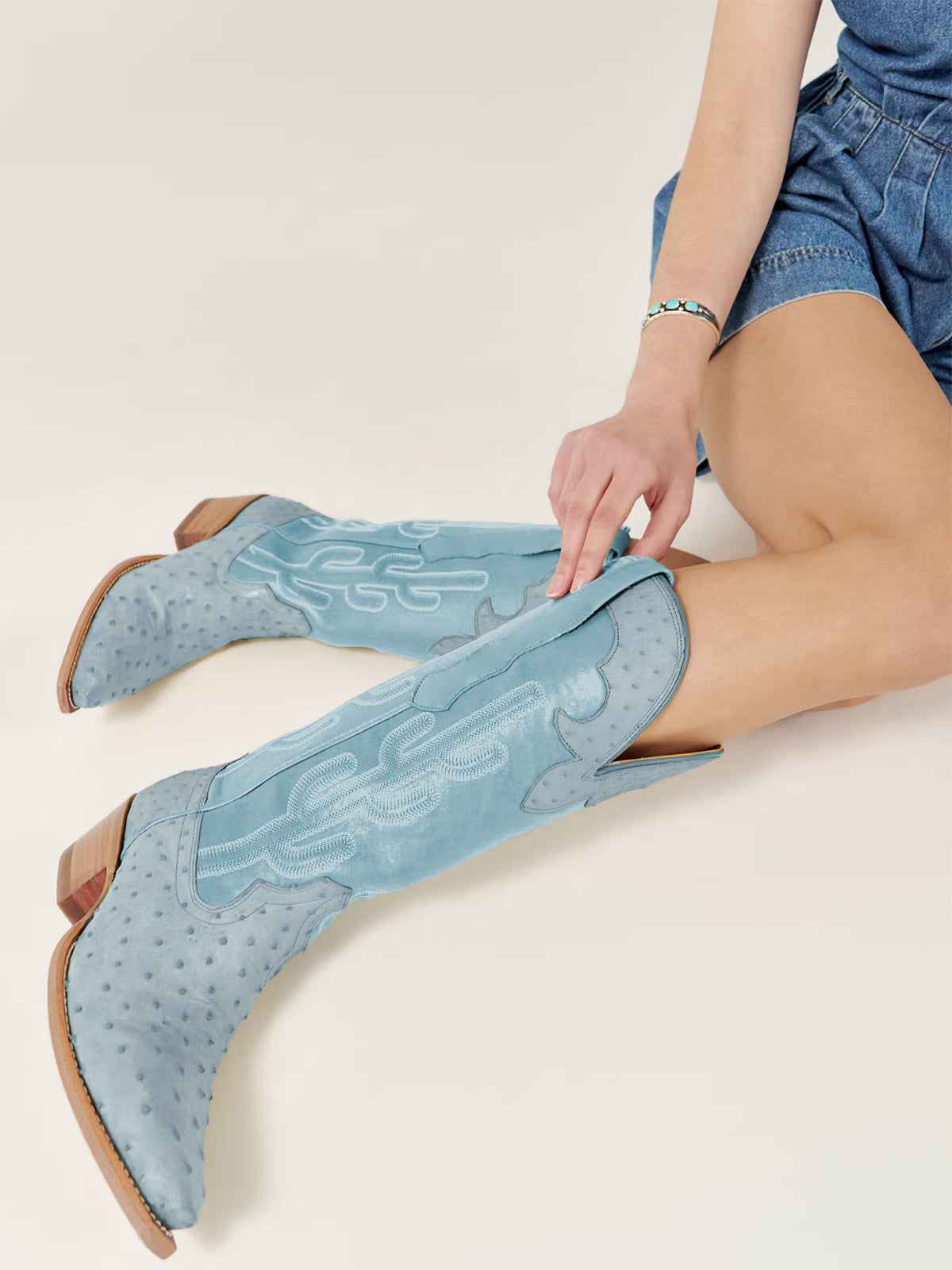 Contrast Blue And Ostrich Print Snip-Toe Cactus Embroidery Mid Calf Cowgirl Boots