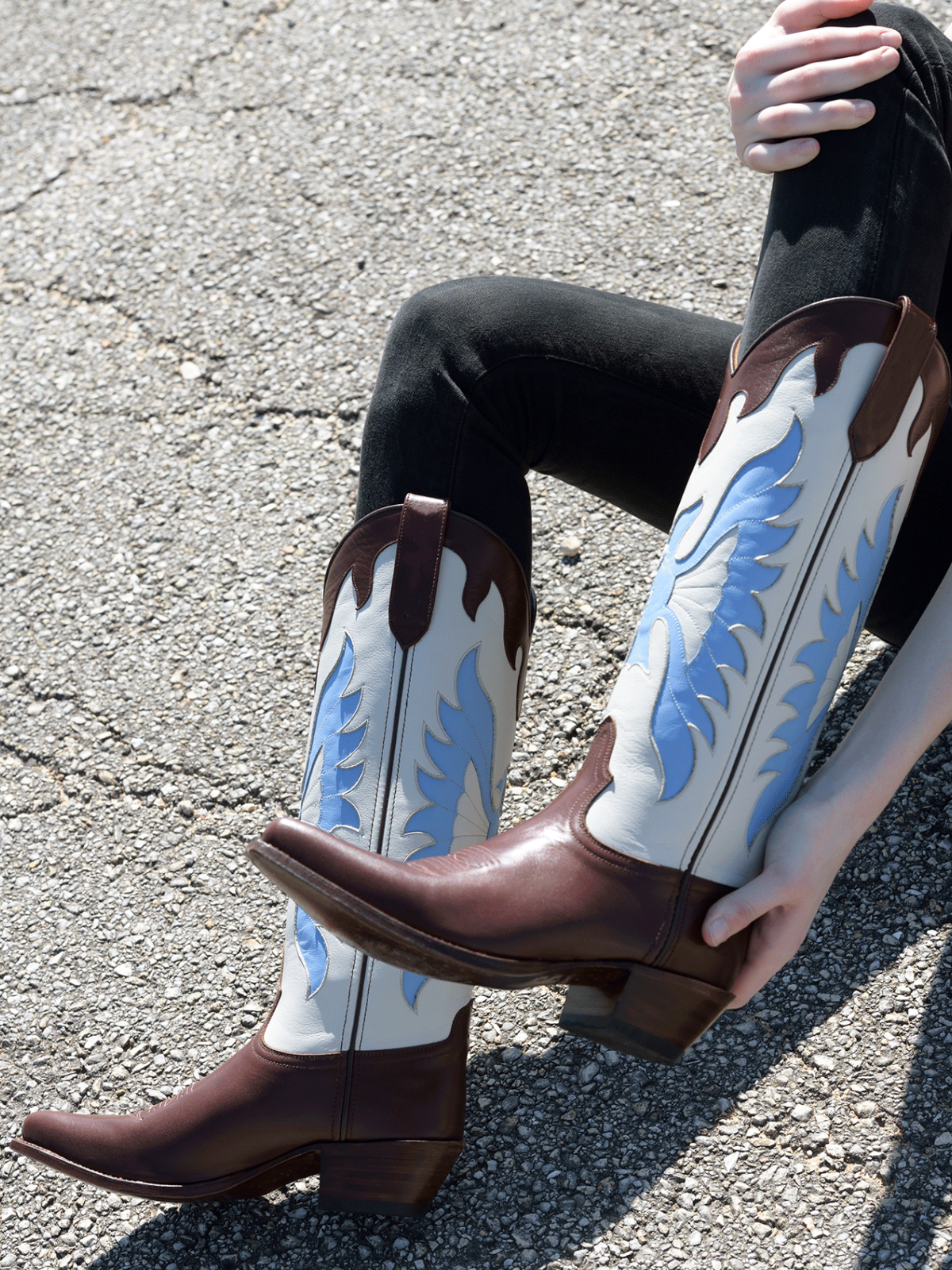 Contrast Tri-Color Snip-Toe Eagle Inlay Wide Mid Calf Tall Cowgirl Boots