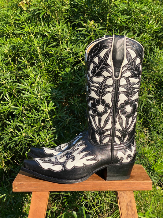Contrast Black And White Snip-Toe Floral Inlay Embroidery Mid Calf Cowgirl Boots