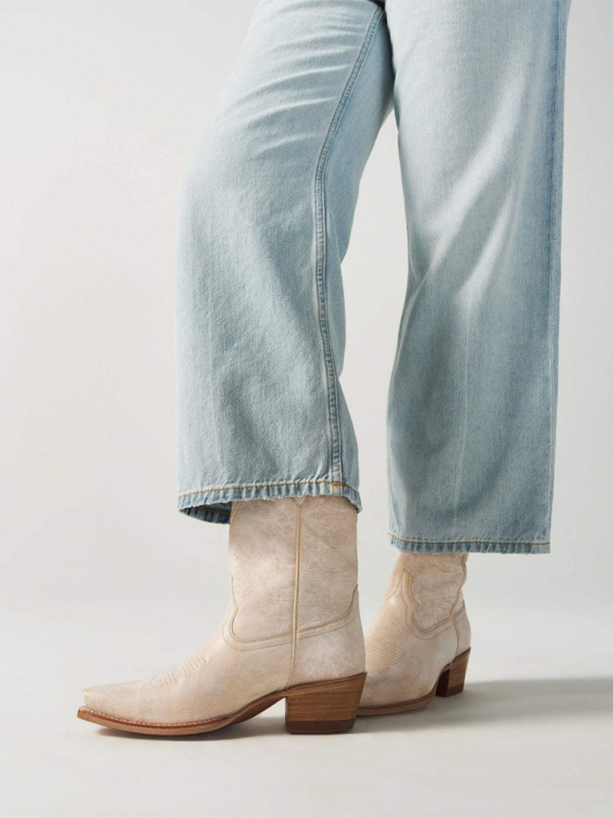 Distressed Ivory Snip-Toe Simple Mid Calf Chic Cowgirl Boots