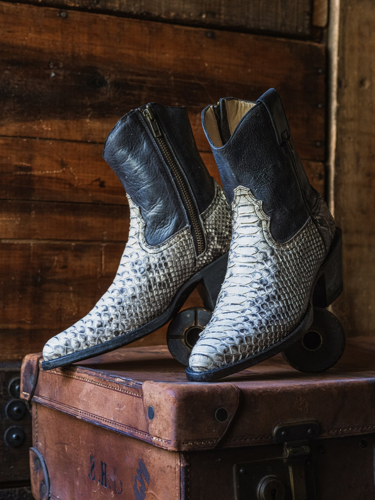 Contrast Black And Snakeskin Almond-Toe Full-Zip Mid Calf Cowgirl Boots