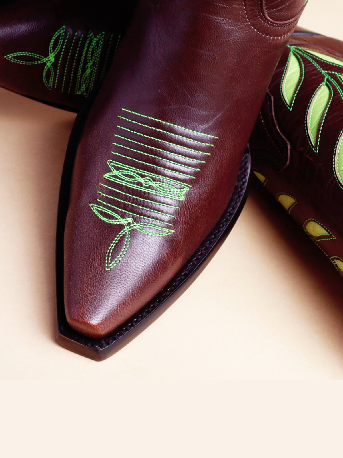 Maroon Snip-Toe Wide Mid Calf Western Cowgirl Boots With Fluorescent Green Leaf Inlay