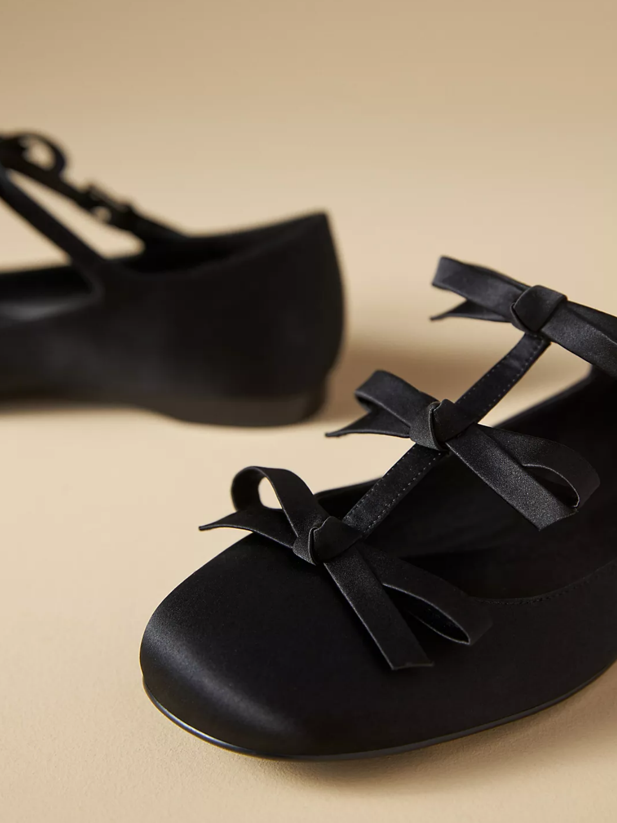 Black Cloth Square-Toe Bow Front Strap Ballet Flats