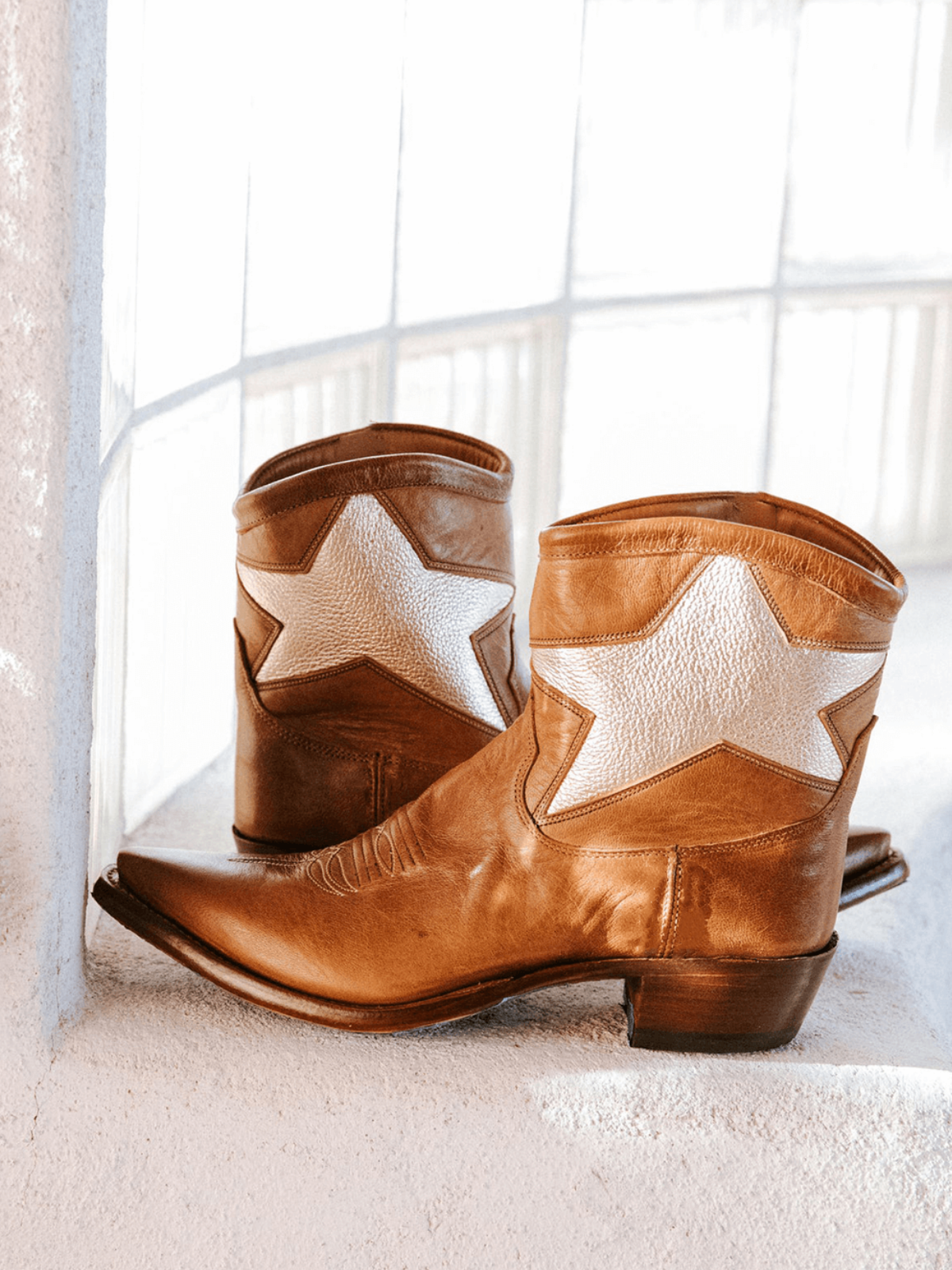 Brown Snip-Toe Cowgirl Ankle Booties With Metallic Gold Big Star Inlay