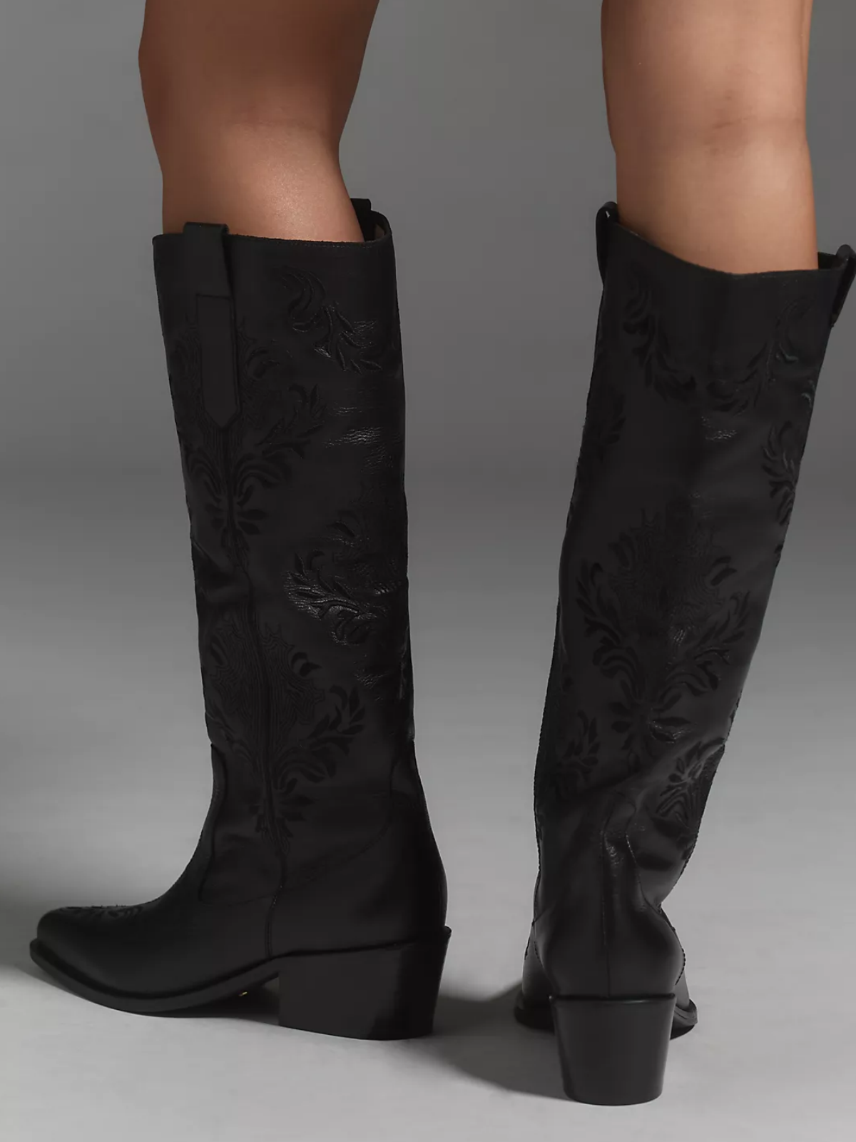 Black Snip-Toe Classic Embroidery Wide Mid Calf Tall Cowgirl Boots