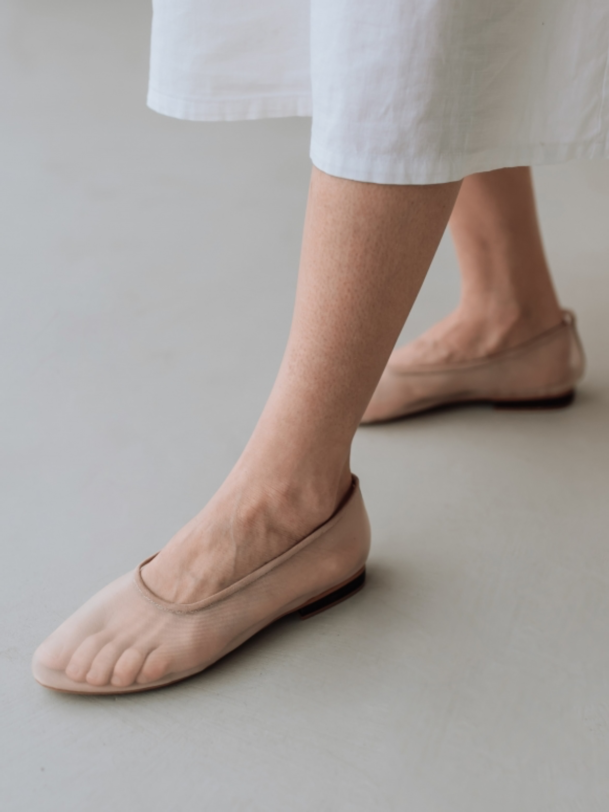 Round-Toe Slip-On Ballet Flats in Beige Mesh