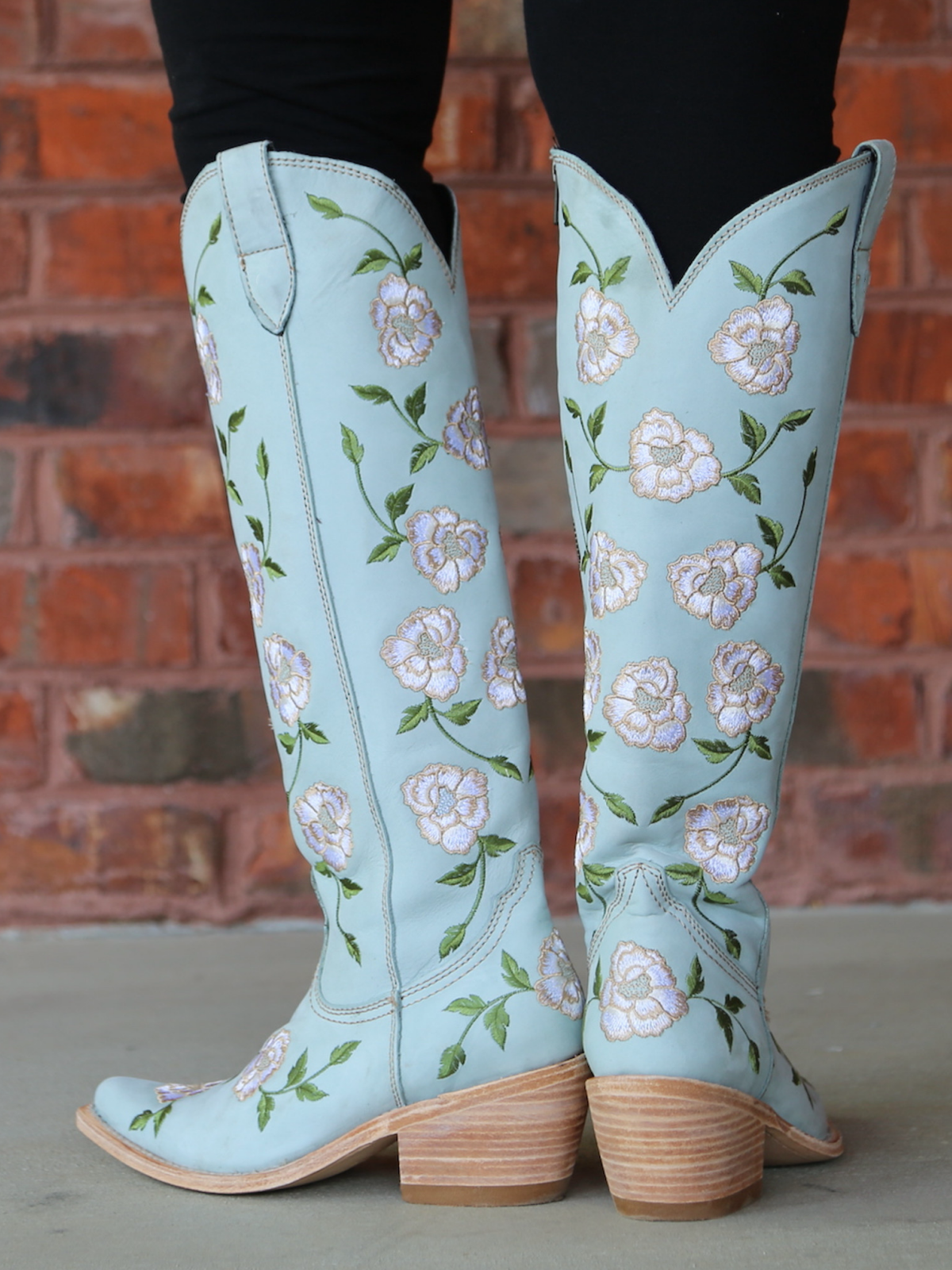 Floral And Leaves Embroidery Almond-Toe Full-Zip Mid Calf Cowgirl Boots - Light Blue