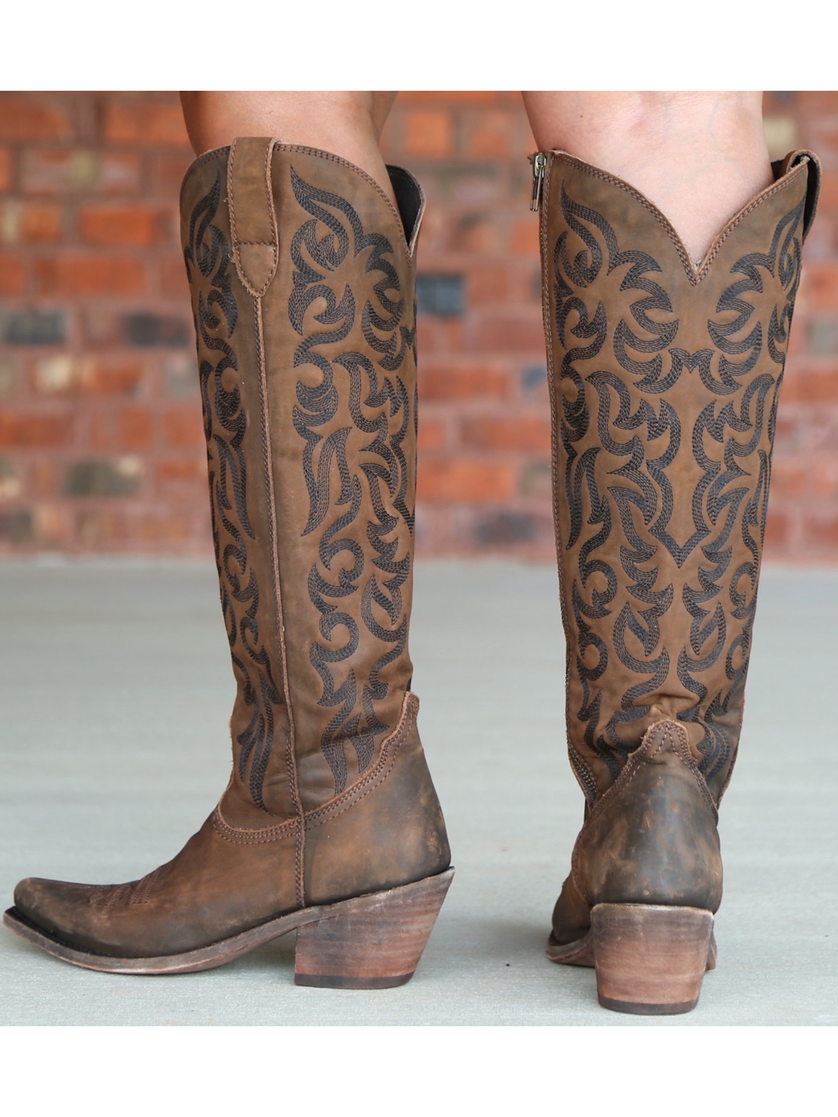 Round Pointed-Toe Embroidery Full-Zip Tall Knee High Cowgirl Boots - Brown