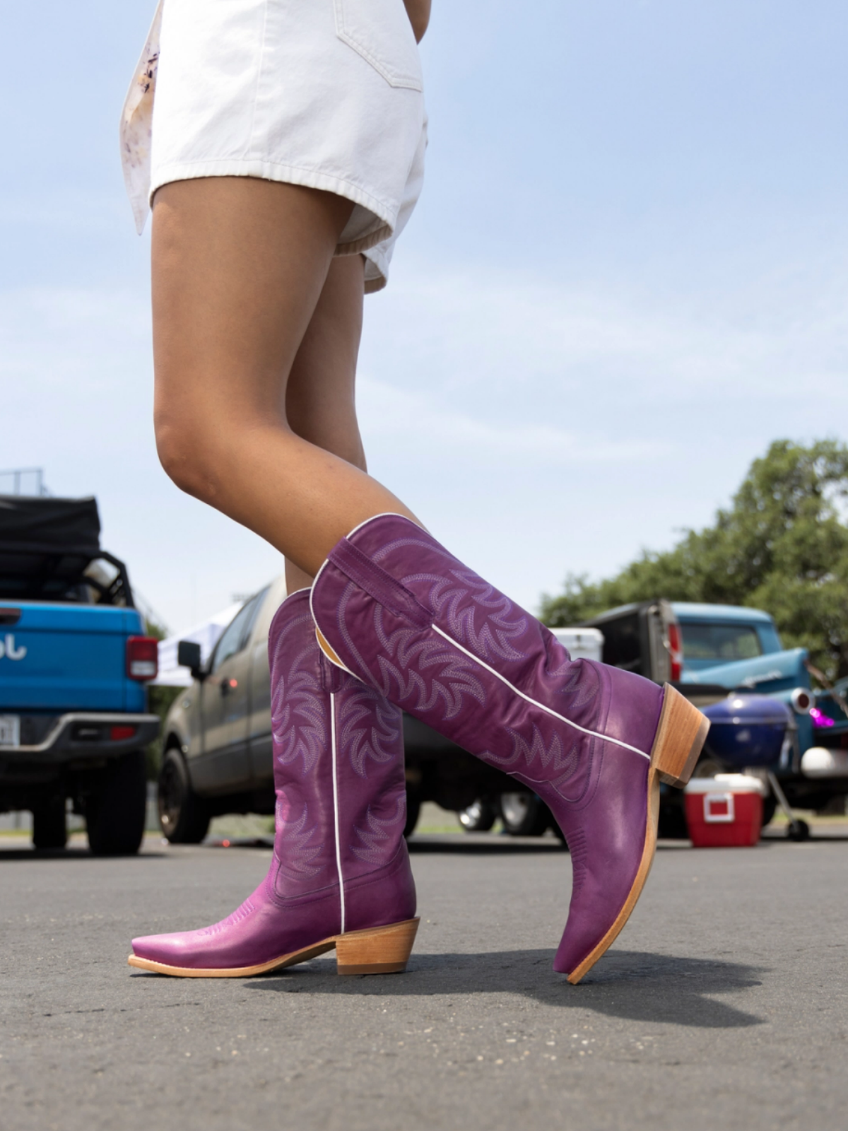 Violet Embroidery Snip-Toe Wide Mid Calf Tall Western Boots For Women