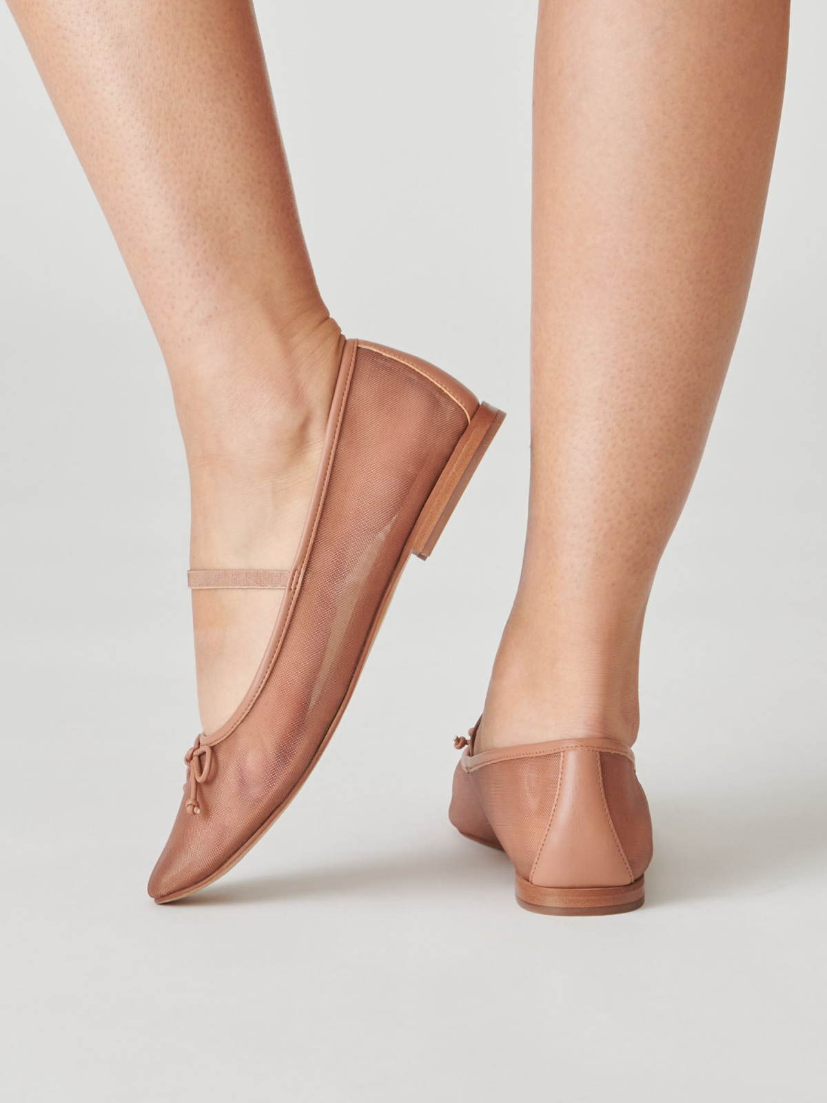 Bow Round-Toe Ballet Flats Mary Janes in Cider Mesh