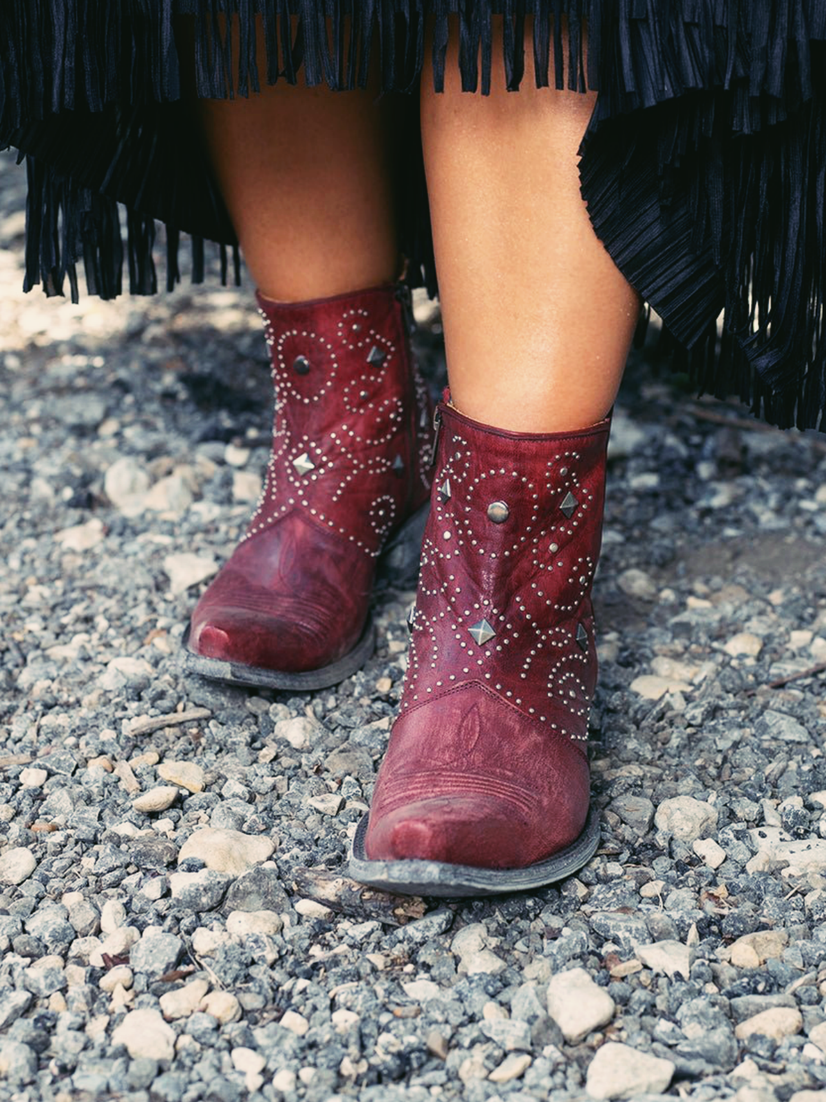 Red Snip-Toe Studded Full-Zip Short Mid Calf Cowgirl Boots