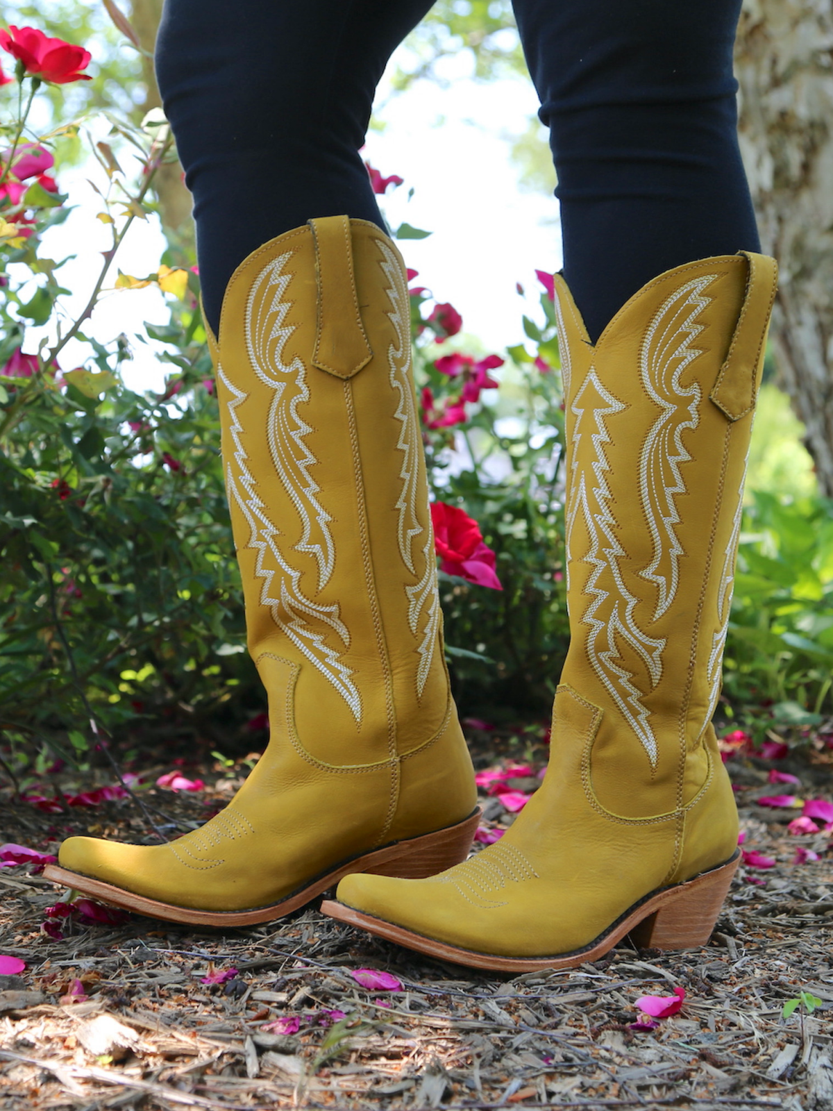 Star And Feather Embroidery Snip-Toe Wide Calf Tall Knee High Cowgirl Boots - Yellow