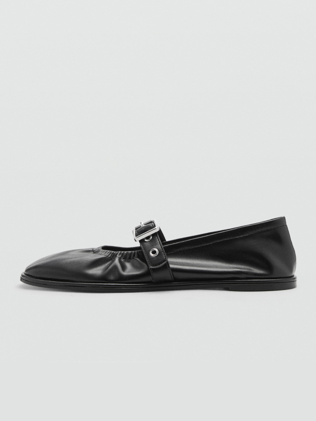 Black Round-Toe Strap Closure With Buckle Ballet Flats