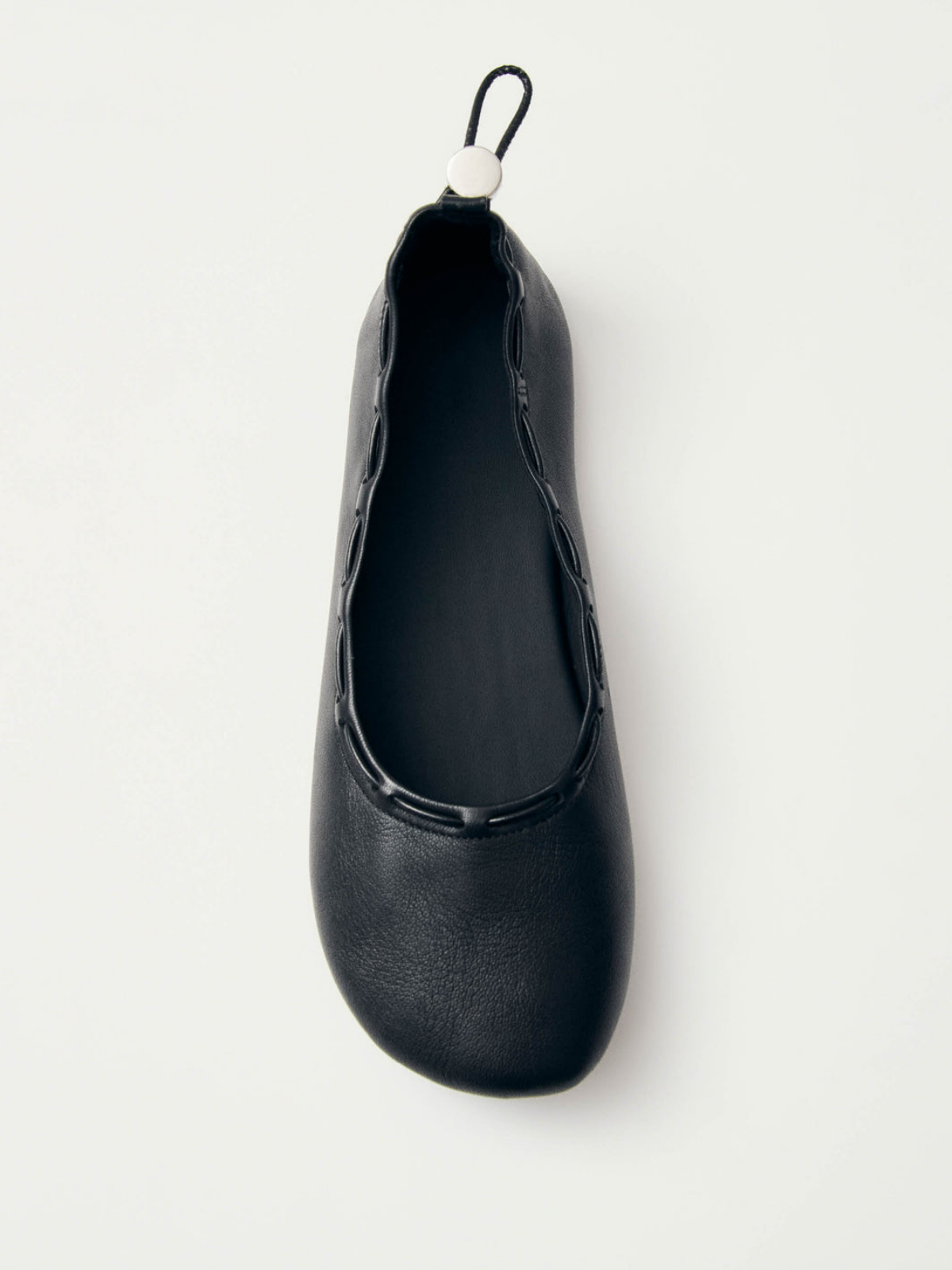 Drawstring Round-Toe Ballet Flats In Black Vegan Leather