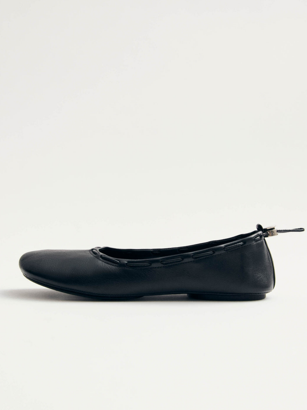 Drawstring Round-Toe Ballet Flats In Black Vegan Leather