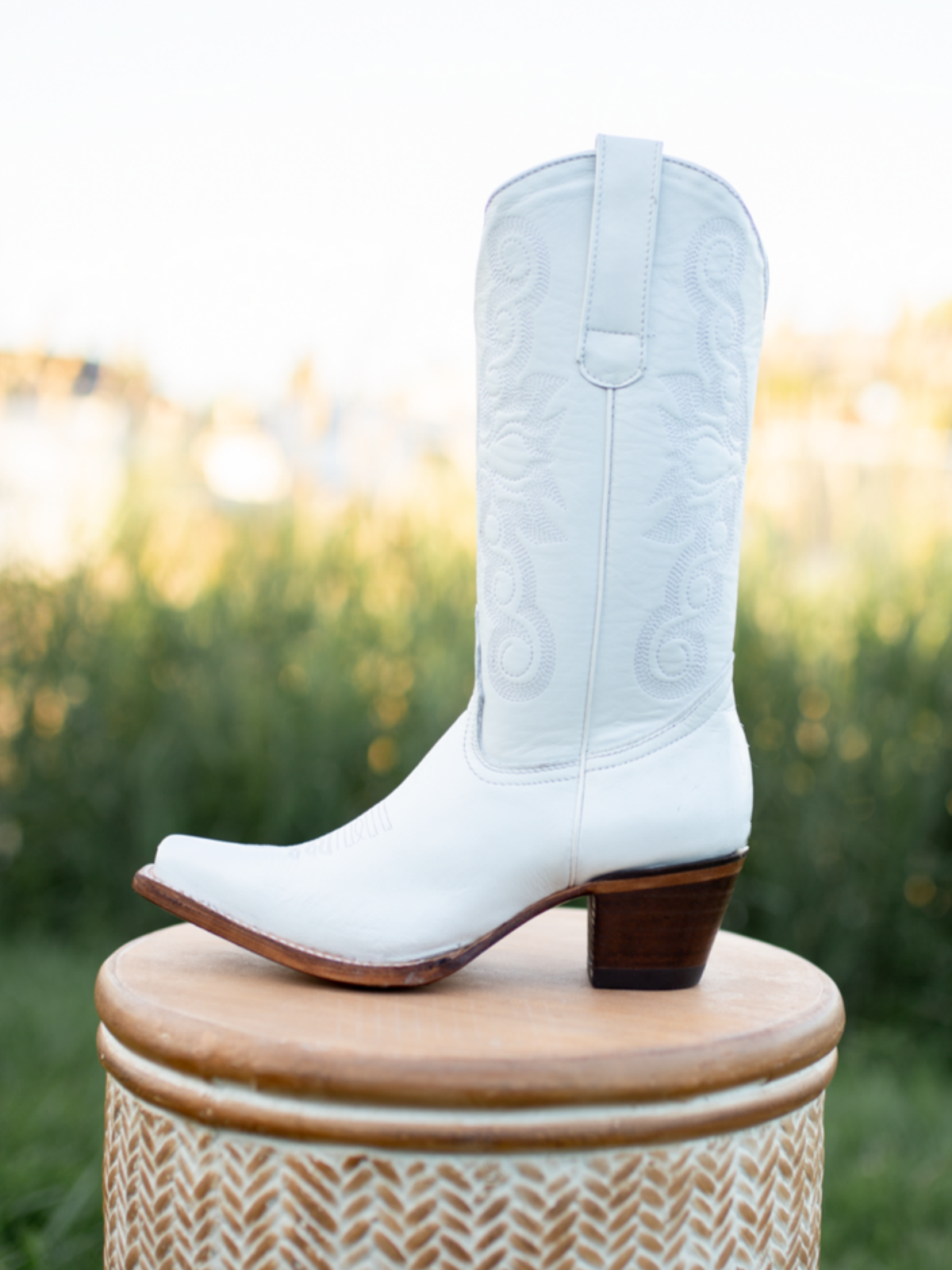 White Snip-Toe Embroidery Tall Wide Mid Calf Cowboy Boots For Women