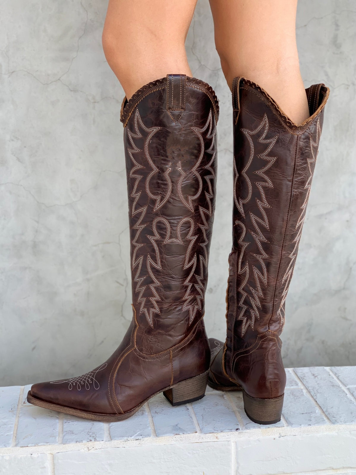 Snip-Toe Classic Embroidery Half-Zip Knee High Tall Cowgirl Boots - Brown