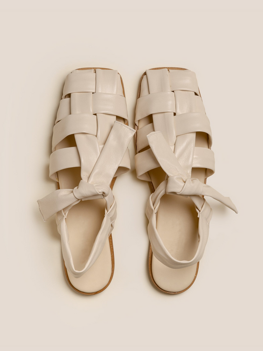 Ivory Interwoven Square-Toe Flats Sandals With T-Strap Knotted Bow