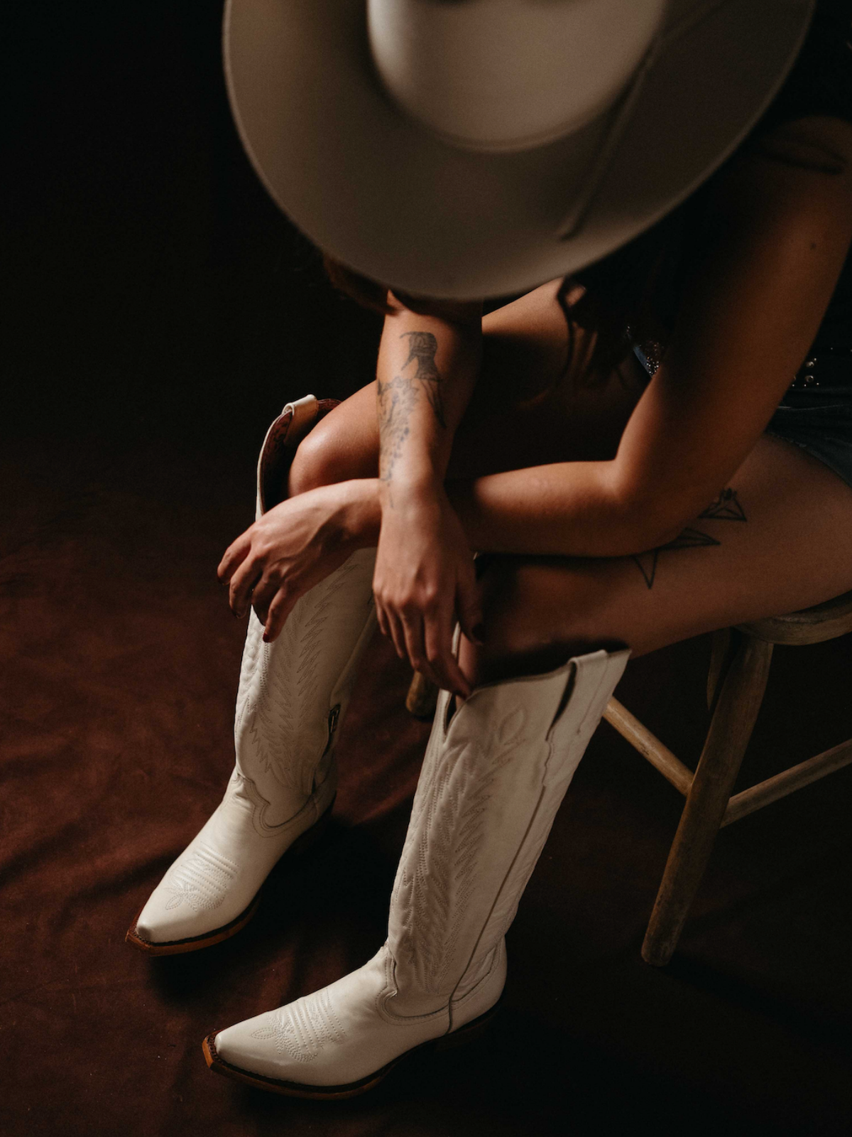 Ivory Snip-Toe Embroidery Tall Half-Zip Knee High Cowgirl Boots