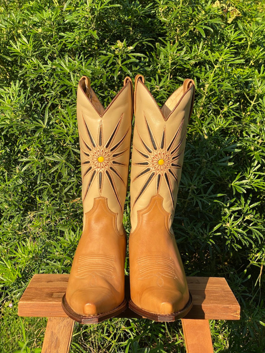 Contrast Brown And Beige Snip-Toe Big Flower Inlay Mid Calf Cowgirl Boots