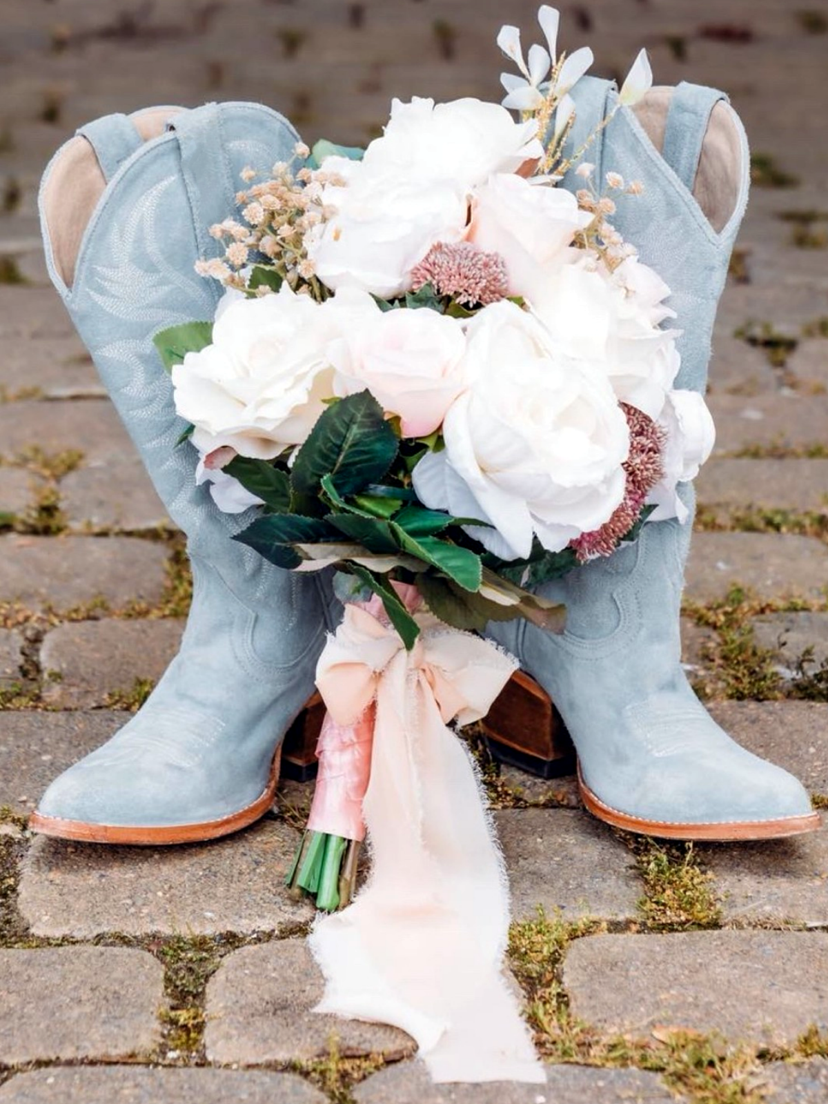 Faux Suede Wings Embroidery Pointed-Toe Wide Mid Calf Tall Cowgirl Boots - Blue