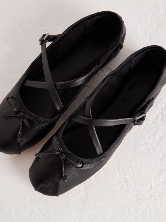 Black Vegan Leather Ballerina Flats With Crossed Buckled Strap